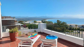 Hill House Holiday - Back-up Power Sea Views